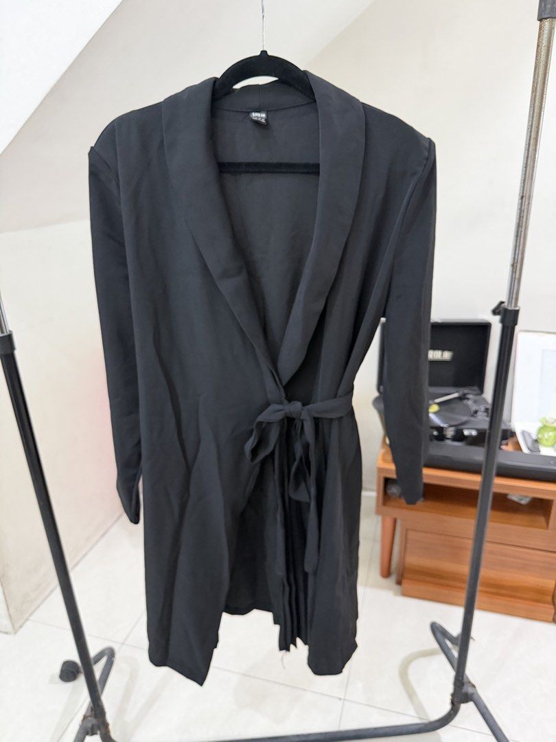 Shein Black Blazer Dress (Category: Dresses) located in Quezon City. Submitted by sashiimii1720 (Listing ID 1438798580, Image 1). Description: - Shein black blazer dress - Wrap-style front with tie closure - Pleated skirt detail - Long sleeves - Used once for an event.