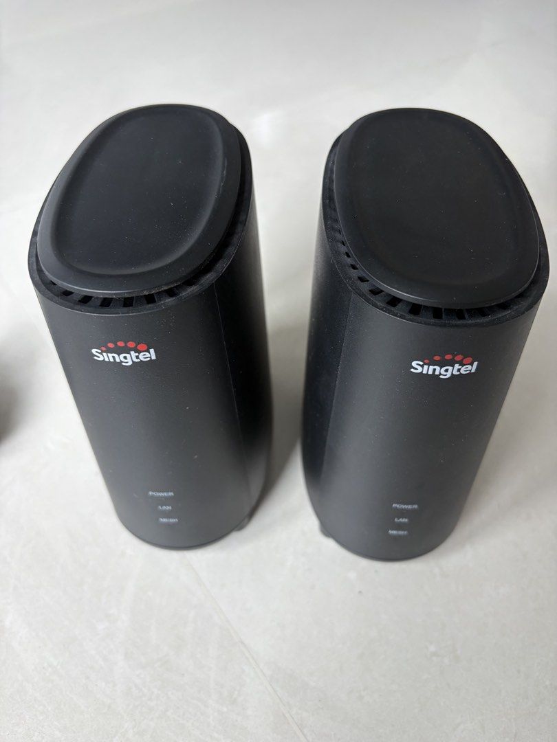 Singtel Optical Network Router and 2 Mesh WiFi  6 Set458348286989445123