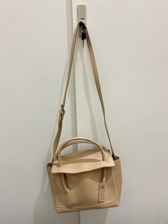 (Kategori: ) berada di . Dikirim oleh softdeclutter.studio (ID iklan 1438829937, Gambar 1). Deskripsi: .