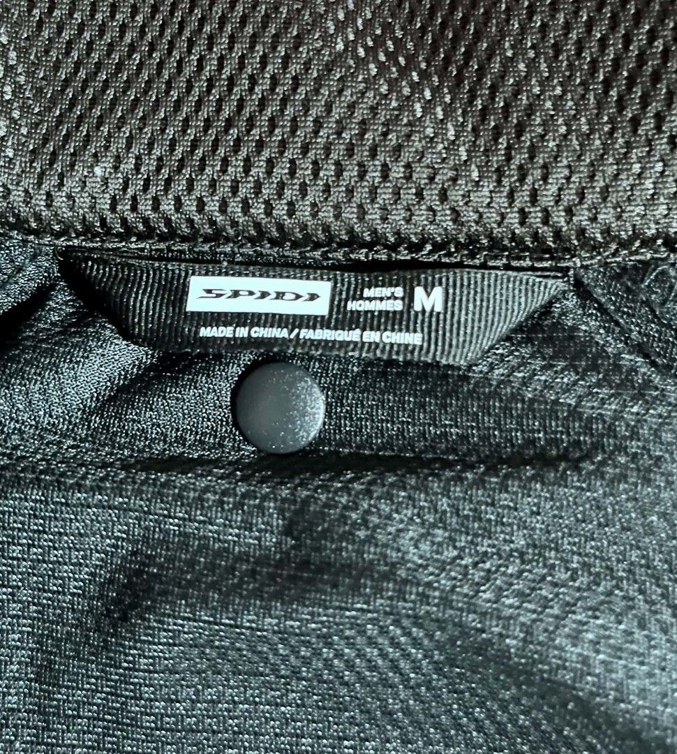 Spidi riding jacket (Category: Coats, Jackets and Outerwear) located in Taguig. Submitted by bea_830 (Listing ID 1438861163, Image 3). Description: spidi motorcycle riding jacket Medium RFS: decluterring.