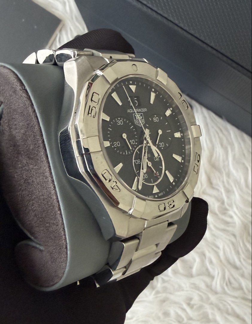 Tag Heuer Aquaracer Chronograph (Category: Luxury Watches) located in Quezon City. Submitted by pedro_demain (Listing ID 1438796544, Image 3). Description: Tag heuer Aquaracer Cay1110 model 43mm quartz With box,manual ,warranty card & extra link 9/10 condition Qc & Bgc area 09955225741.
