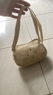 (Kategori: ) berada di . Dikirim oleh cyaaa__ (ID iklan 1438786286, Gambar 1). Deskripsi: .