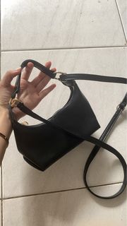 (Kategori: ) berada di . Dikirim oleh cyaaa__ (ID iklan 1438787513, Gambar 1). Deskripsi: .