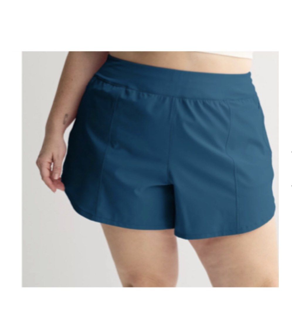 Tek Gear Workout Shorts - Large (Category: Activewear) located in Calapan. Submitted by shakalak (Listing ID 1438827651, Image 3). Description: - From🇺🇸 - Comfortable design - Durable material - Flattering fit - Ideal for workouts and casual wear.