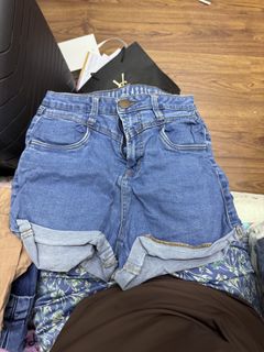 (Category: ) located in . Submitted by sheenaaziz (Listing ID 1438726392, Image 1). Description: .