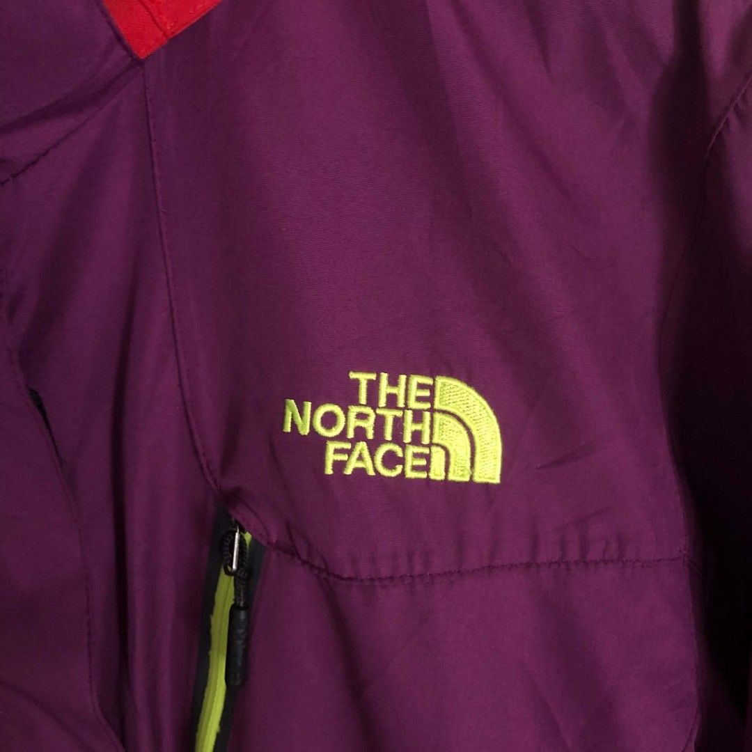 TNF The North Face Summit Series Gore-Tex Jacket (Category: Coats, Jackets and Outerwear) located in San Francisco. Submitted by eemownmarq01170 (Listing ID 1438718564, Image 3). Description: The North Face Summit Series Purple Insulated Jacket (Unisex) Authentic TNF Summit Series "Plasma Thermal" heavy jacket in Crushed Plum. Waterproof shell packed with warm PrimaLoft insulation. Features a sick neon-lime chest zipper. Note: Thrifted without a 