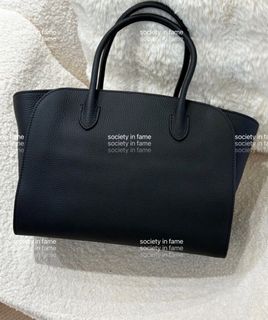 （分類：）位於 。 由 societyinfame 提交（商品編號 1437822434，圖片 1）。簡介： 。