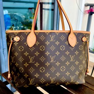 (Category: ) located in . Submitted by lastthriftbag (Listing ID 1438733218, Image 1). Description: .