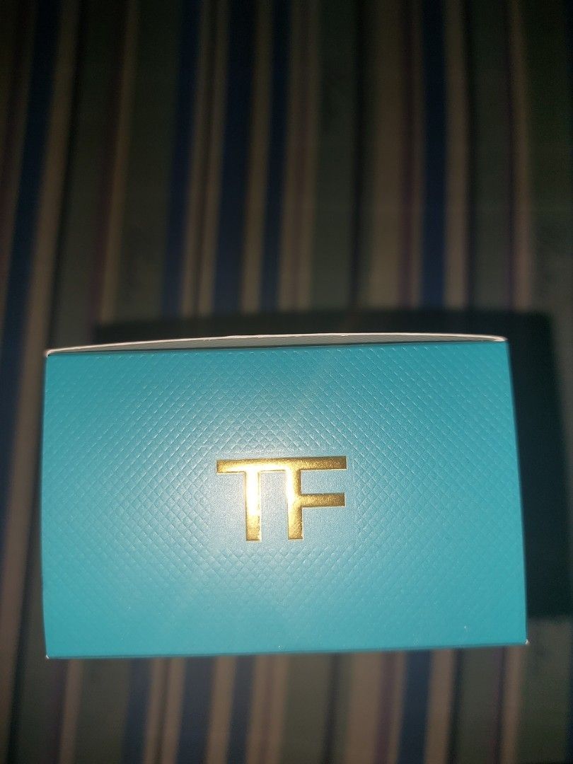 Tomford (Category: Body Care) located in Taguig. Submitted by BladeStore (Listing ID 1438810474, Image 2). Description: A fast-absorbing, indulgent hand and body moisturizer infused with the transportive Neroli Portofino scent..
