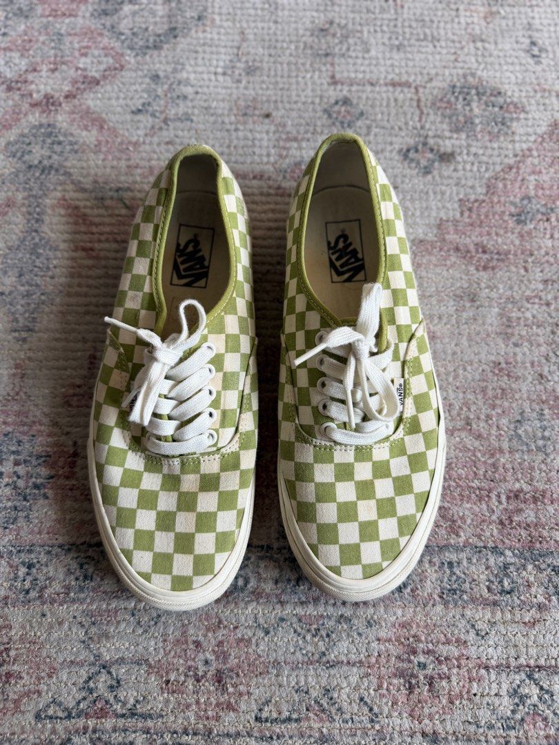 Vans Checkerboard Green Sneakers US10 (Category: Sneakers) located in Makati City. Submitted by sixfeettall (Listing ID 1438719074, Image 1). Description: 100% Authentic Vans Made in China Men’s US 10.0 Vans Authentic / Sturdy canvas upper featuring a classic vulcanized rubber midsole and waffle grip profile. The Authentic is the blueprint that started it all—originally known as the Vans #44 deck shoe when the Van Doren brothers first opened thei