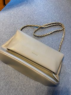 （分類：）位於 。 由 yellowttt3 提交（商品編號 1438796855，圖片 1）。簡介： 。