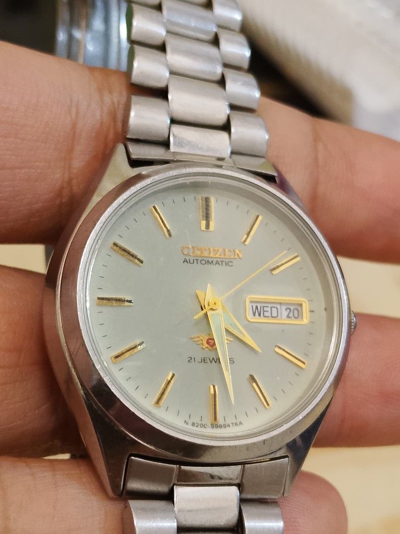 Vintage Citizen Eagle 7 Automatic (8200) (Category: Luxury Watches) located in Digos. Submitted by digosluxury8002 (Listing ID 1427709050, Image 3). Description: For Sale: Vintage Citizen Automatic – 21 Jewels All original and in very good condition. Automatic movement, day-date display, and stainless steel case with original bracelet. ✨ Clean silver dial with gold-tone markers ✨ Runs smoothly ✨ Classic vintage dress watch #Citizen #CitizenAutoma