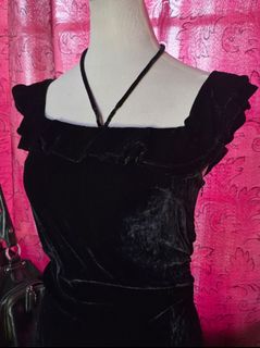 (Category: ) located in . Submitted by lovethycloset.ph (Listing ID 1438878437, Image 1). Description: .