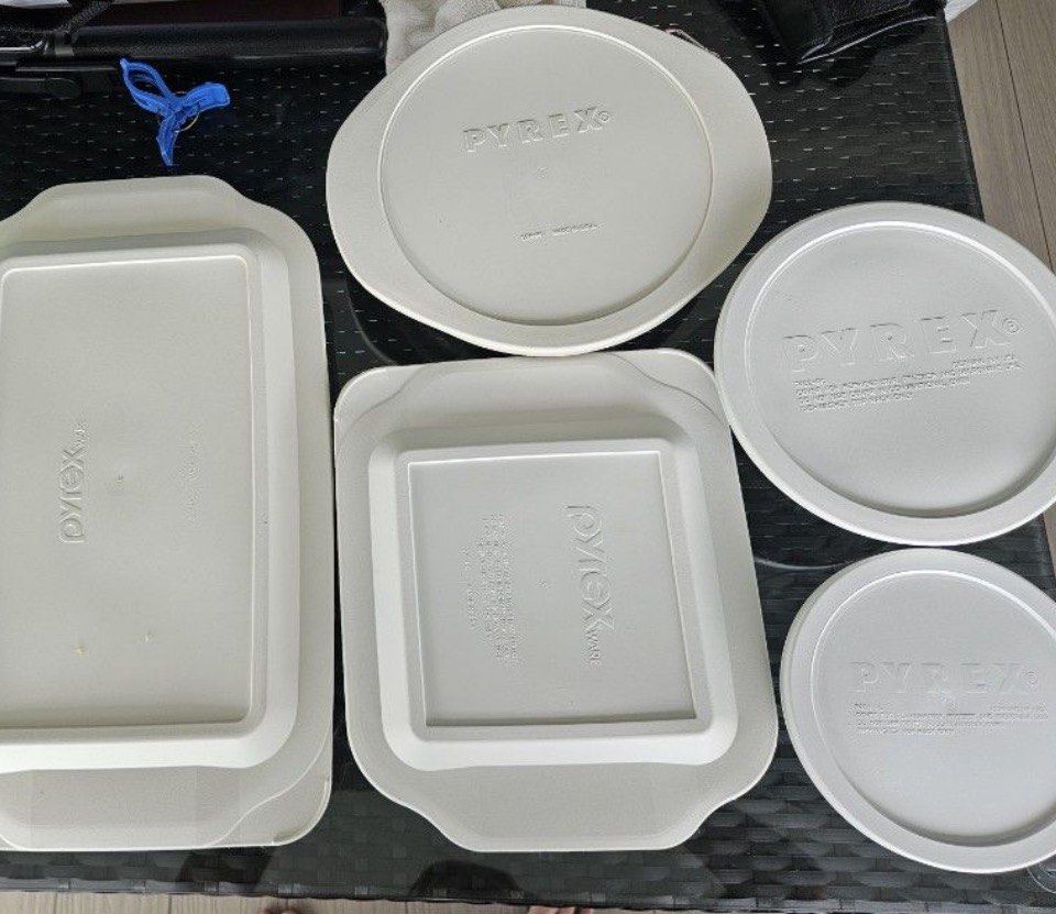 Vintage Pyrex458412882741831680