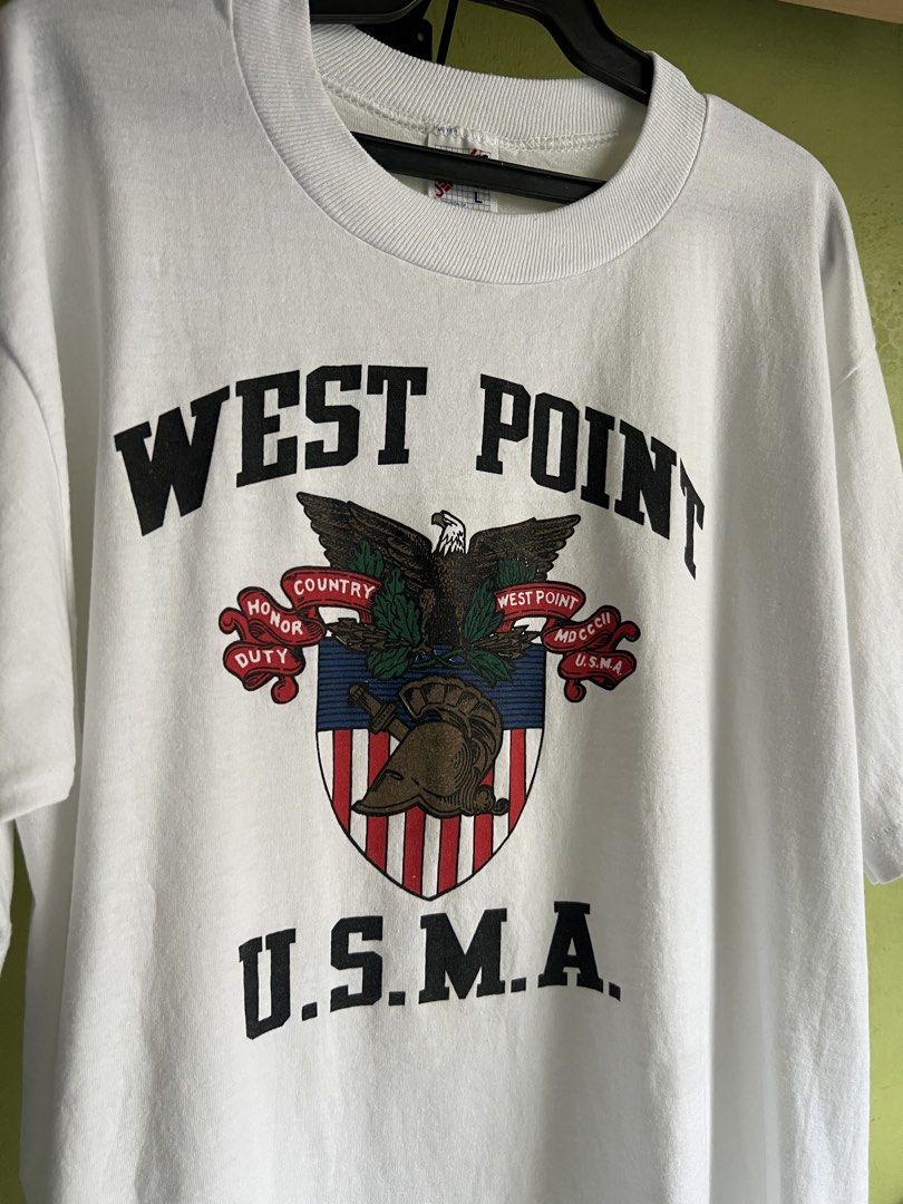 Vintage USMA West Point Jerzees Shirt (Category: Tshirts & Polo Shirts ) located in Cabuyao City. Submitted by kenzythrift_ (Listing ID 1438705950, Image 2). Description: Vintage Jerzees USMA West Point Shirt Large on tag Made in USA Single stitch sleeves, double stitch hem. 20.5x29 dimensions Issue: minimal yellow stains sa lower front pati sa right side na kilikili pero halos unnoticeable naman. 650 plus sf J&T courier Loc: Butong Cabuyao City 