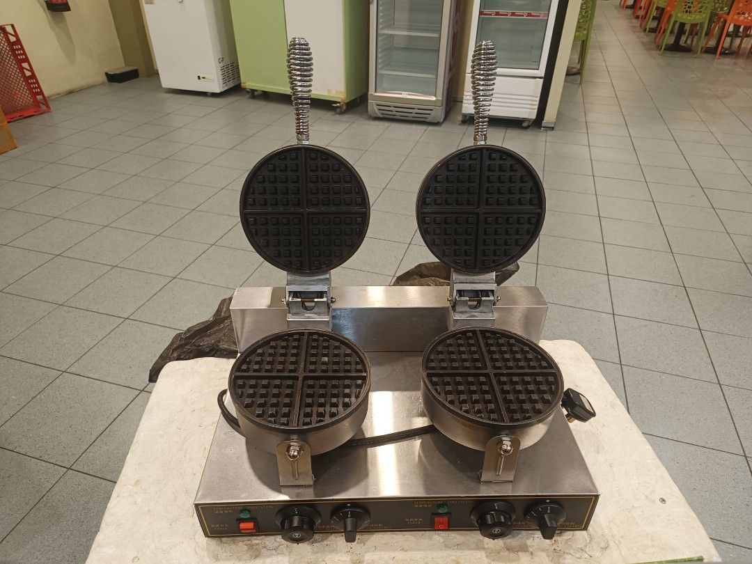 Waffle maker458533079645562880