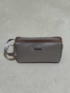 (Category: ) located in . Submitted by preloved_bymissm (Listing ID 1438878162, Image 1). Description: .