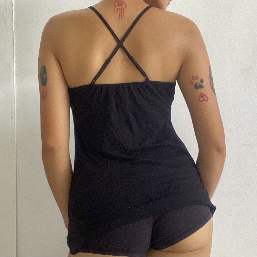 White House Black Market Embellish Sequin top (Category: Sleeveless) located in San Fernando. Submitted by zpoilednamilk (Listing ID 1438717745, Image 2). Description: - White House Black Market black top - Halter neck design - Can fit size S-M - Intact Sequins.