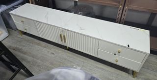 (Category: ) located in . Submitted by luxfurnish (Listing ID 1438878909, Image 1). Description: .
