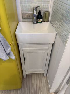 (Category: ) located in . Submitted by ckaylim88 (Listing ID 1438751566, Image 1). Description: .
