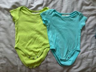 (Category: ) located in . Submitted by wardrobexx (Listing ID 1438773053, Image 1). Description: .