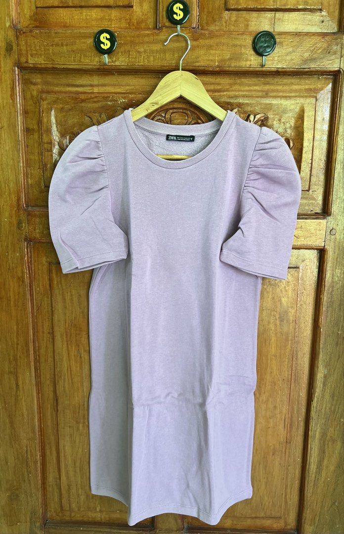 Zara Puff Sleeve T-shirt (Category: Shirts) located in San Fernando. Submitted by prettyfinds2021 (Listing ID 1438750161, Image 3). Description: - Zara t-shirt with puff sleeves - Round neckline - Available colors: White, Light Purple - Size: S - Made in Bangladesh ***GET THE TWO ZARA PUFF SLEEVES DRESSES FOR ONLY ₱1,000***.