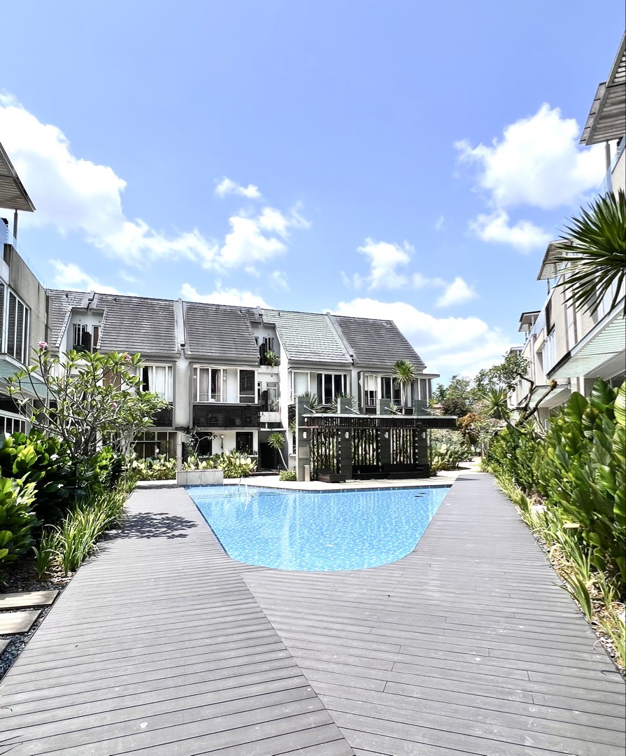 (Category: ) located in . Submitted by MHProperty_066660 (Listing ID 1435616631, Image 1). Description: .