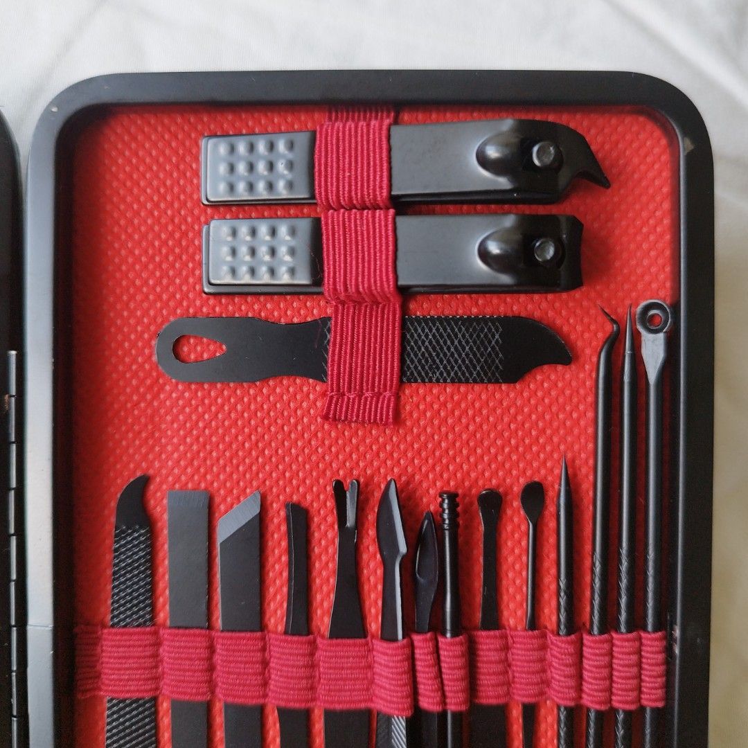 24-piece nail manicure kit (Category: Hands & Nails) located in Quezon City. Submitted by ladylovebug (Listing ID 1435660532, Image 3). Description: new, no issue delivery only ! location: QC, within Metro Manila mode of payment: GCash [payment first] mode of delivery: J&T Express.
