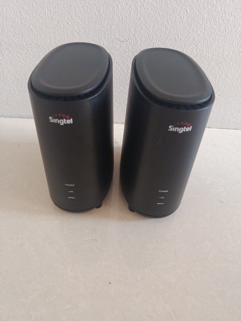 2 Singtel Wifi 6 Mesh Extenders442900258698700800