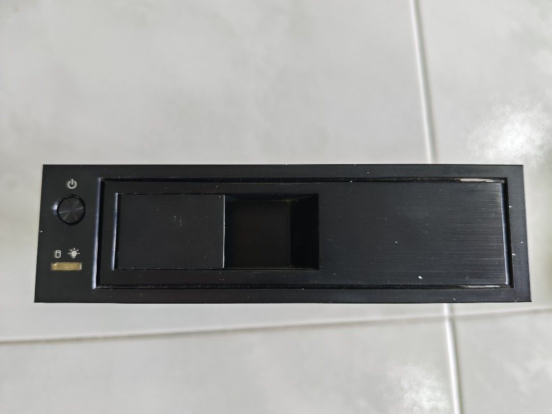 3.5" SATA HDD Enclosure442902036150364160