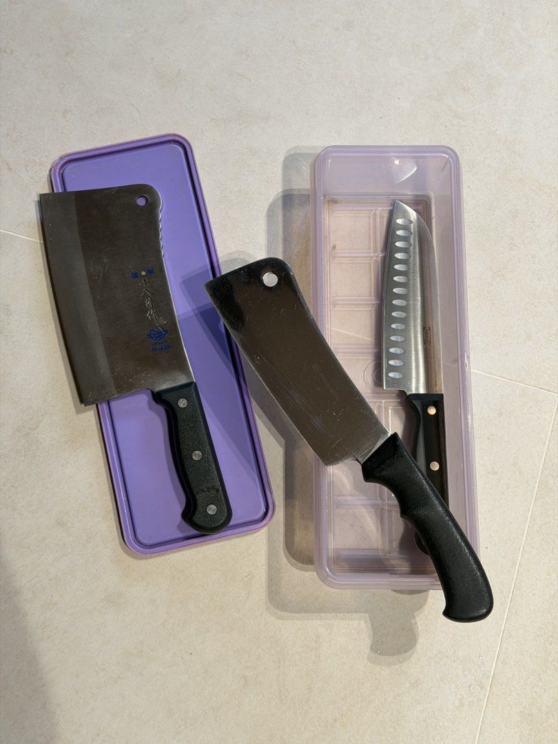 3 old kitchen knives443061424389498880