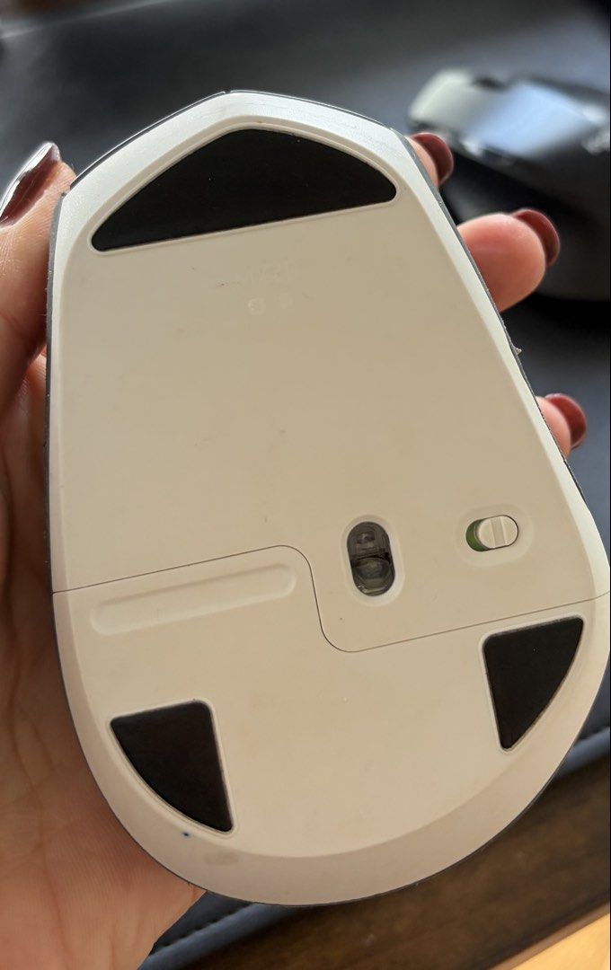 4 Logitech Wireless Mice442996261704192006