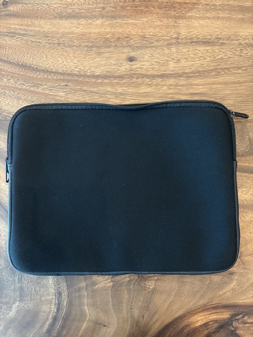 AGVA Black Laptop Sleeve442999756135475200