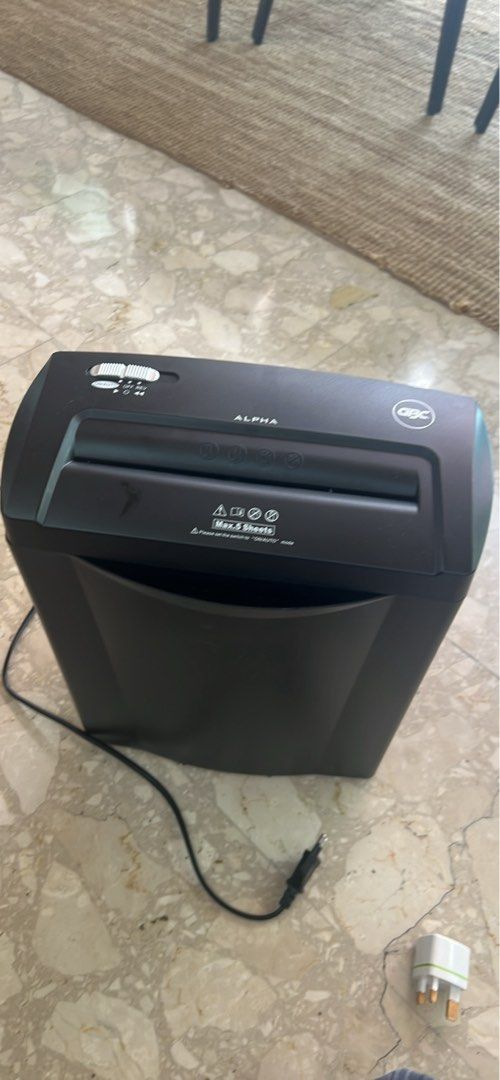 Alpha confetti paper shredder