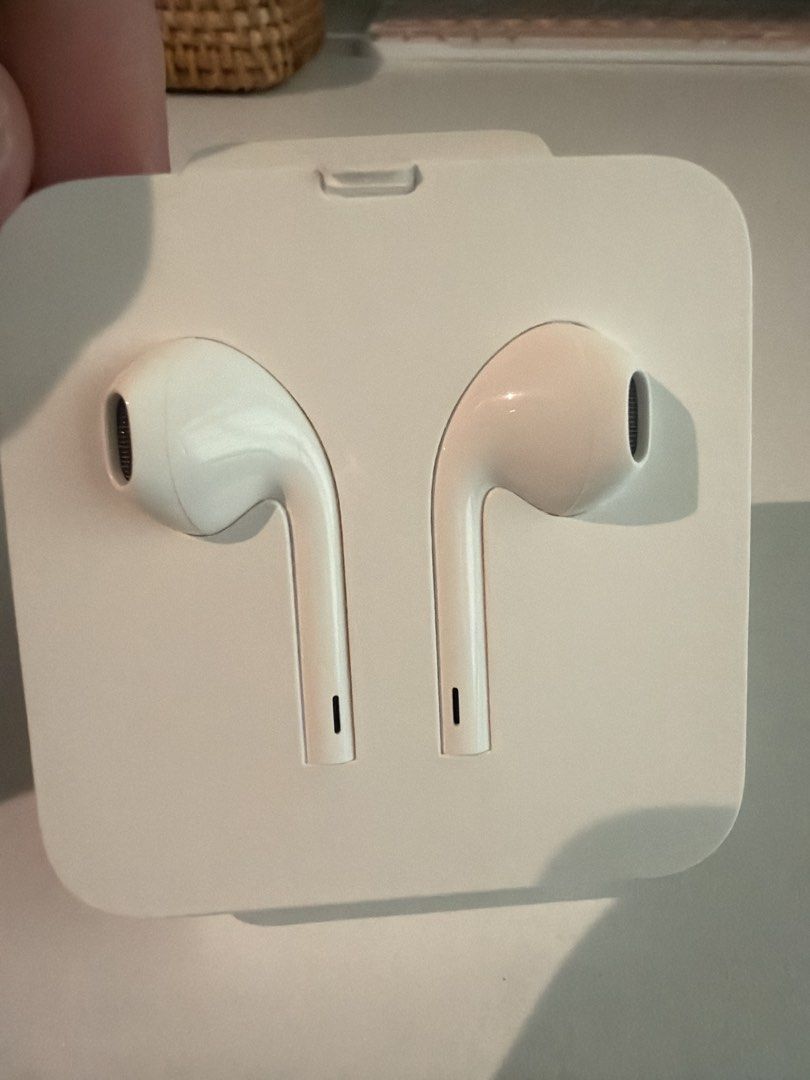 Apple Earphone - Brand New