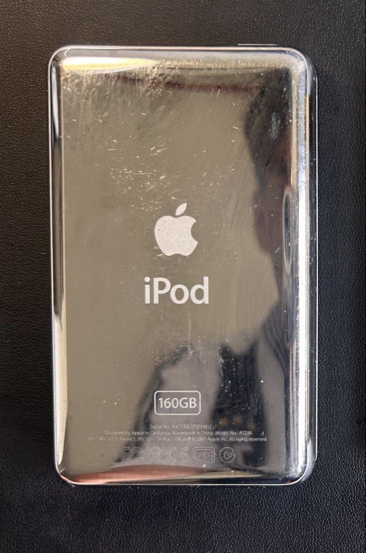 Apple iPod Classic 6th gen 160GB Thick (Category: Portable Music Players) located in Manila. Submitted by youngowl-335711 (Listing ID 1435552475, Image 2). Description: - Apple iPod Classic - 160GB storage - Silver - Click wheel navigation - Plays music, videos, and podcasts - Features menu and play/pause buttons 0 reallocs on hard drive.