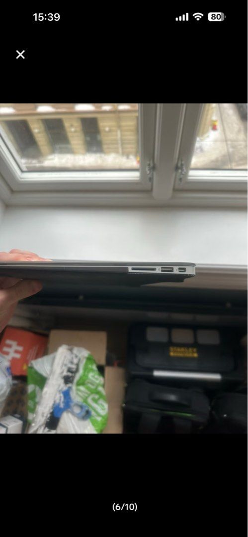Apple MacBook Air - Silver443119491278458885