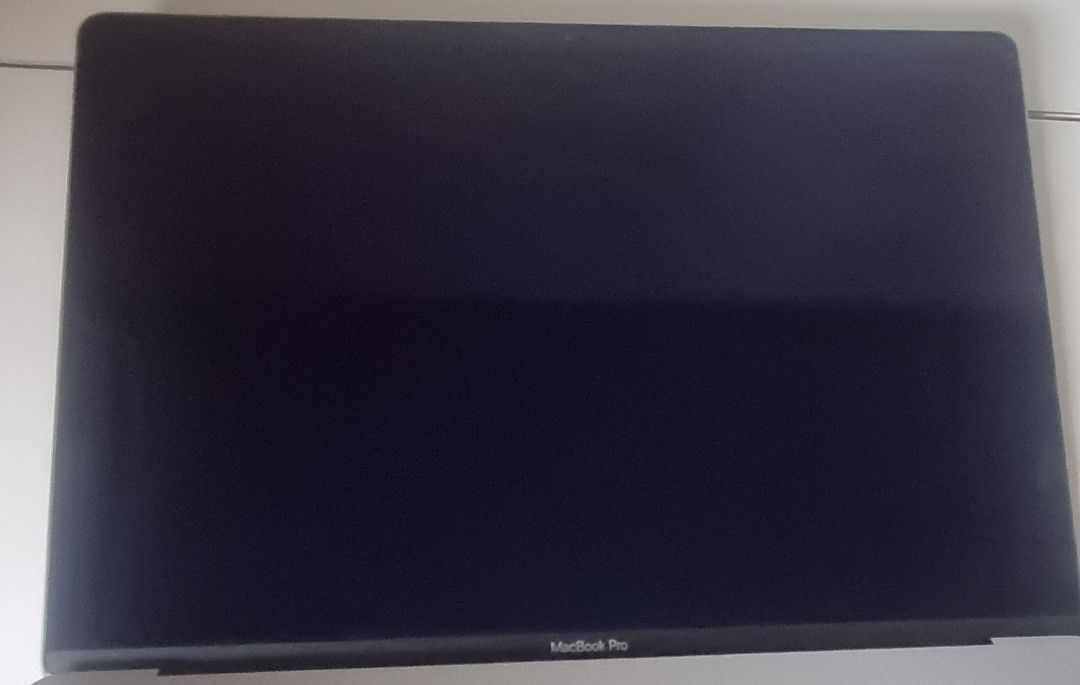 Apple MacBook Pro 16' (2019)442987424860743682