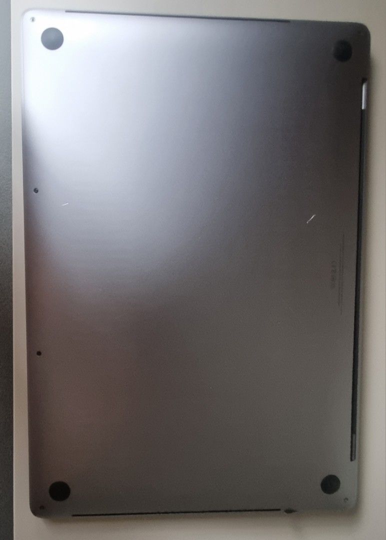 Apple MacBook Pro 16' (2019)442987424860743684