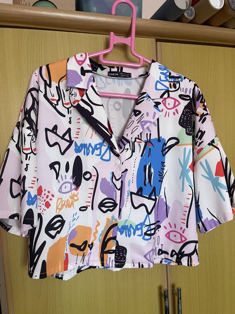 Artsy Abstract Button Down Top (Category: Blouses) located in Makati City. Submitted by ablcn (Listing ID 1435547711, Image 1). Description: .