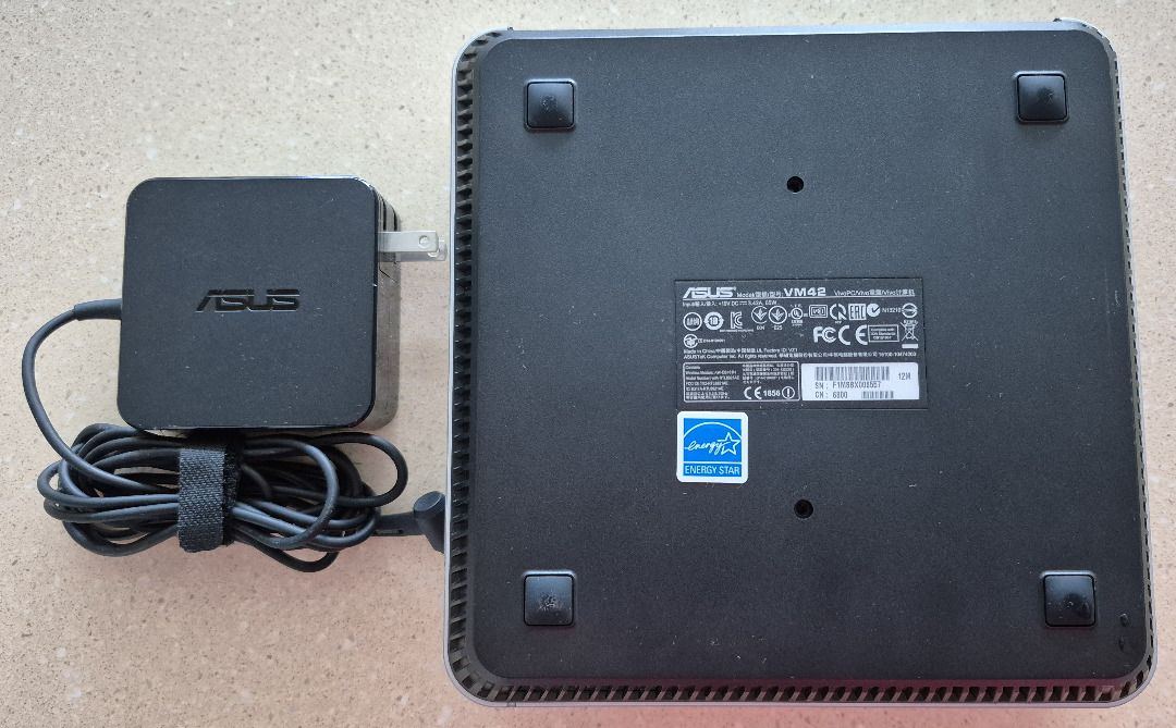 ASUS VivoPC VM42 Mini PC442776171137607681