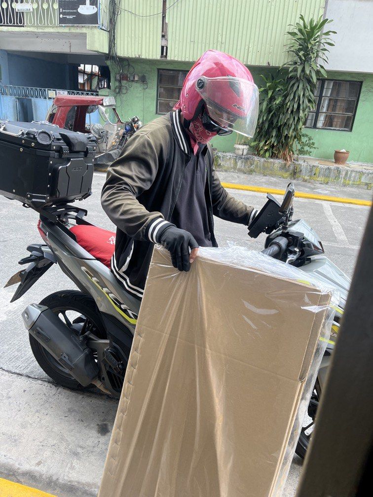 Balikbayan / Moving box (Category: Storage Boxes & Baskets) located in Manila. Submitted by lucky111379 (Listing ID 1435589217, Image 1). Description: .