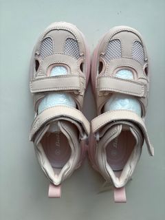 (Category: ) located in . Submitted by angelbaby524 (Listing ID 1435540929, Image 1). Description: .