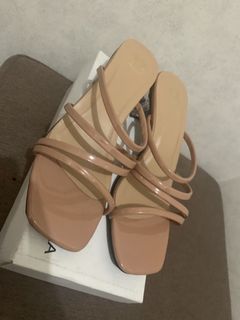 (Kategori: ) berada di . Dikirim oleh sasaaa___ (ID iklan 1435698464, Gambar 1). Deskripsi: .