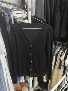(Category: ) located in . Submitted by clothes.addiction (Listing ID 1435532686, Image 1). Description: .