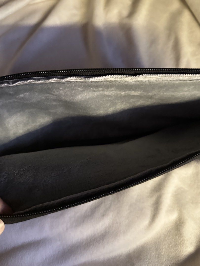 Black Laptop Sleeve with Soft Interior443019948050370562