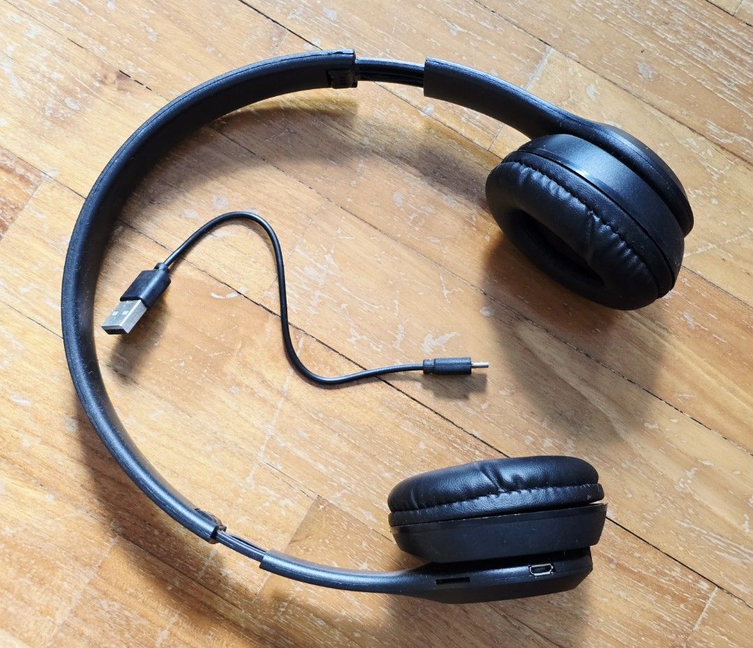 Bluetooth Headphone443209016861665280