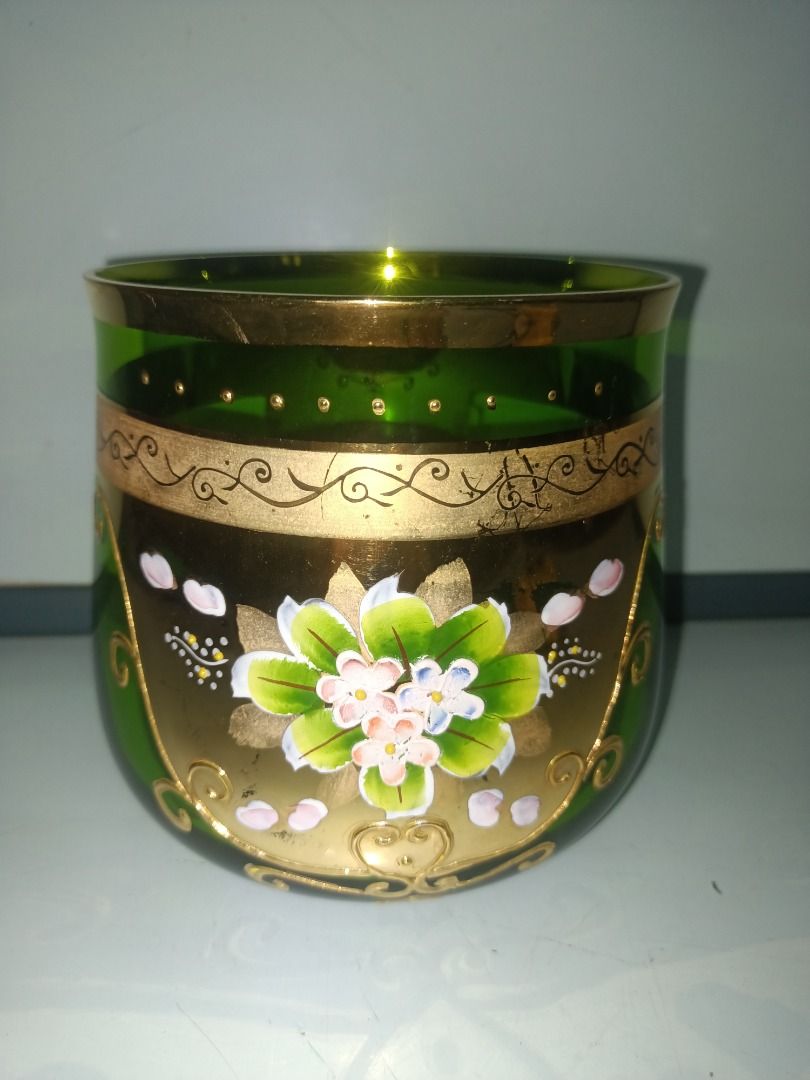 Bohemia Ice Bucket (Category: Other Kitchenware & Tableware) located in Munoz. Submitted by larryc1212 (Listing ID 1435655932, Image 1). Description: Bohemia Ice Bucket Item may include some scratches due to age, as is were is basis Item can be pick up in our Japan surplus shop located in Munoz Nueva Ecija Shipping available at buyer expense Bank Transfer payment. Payment first policy..
