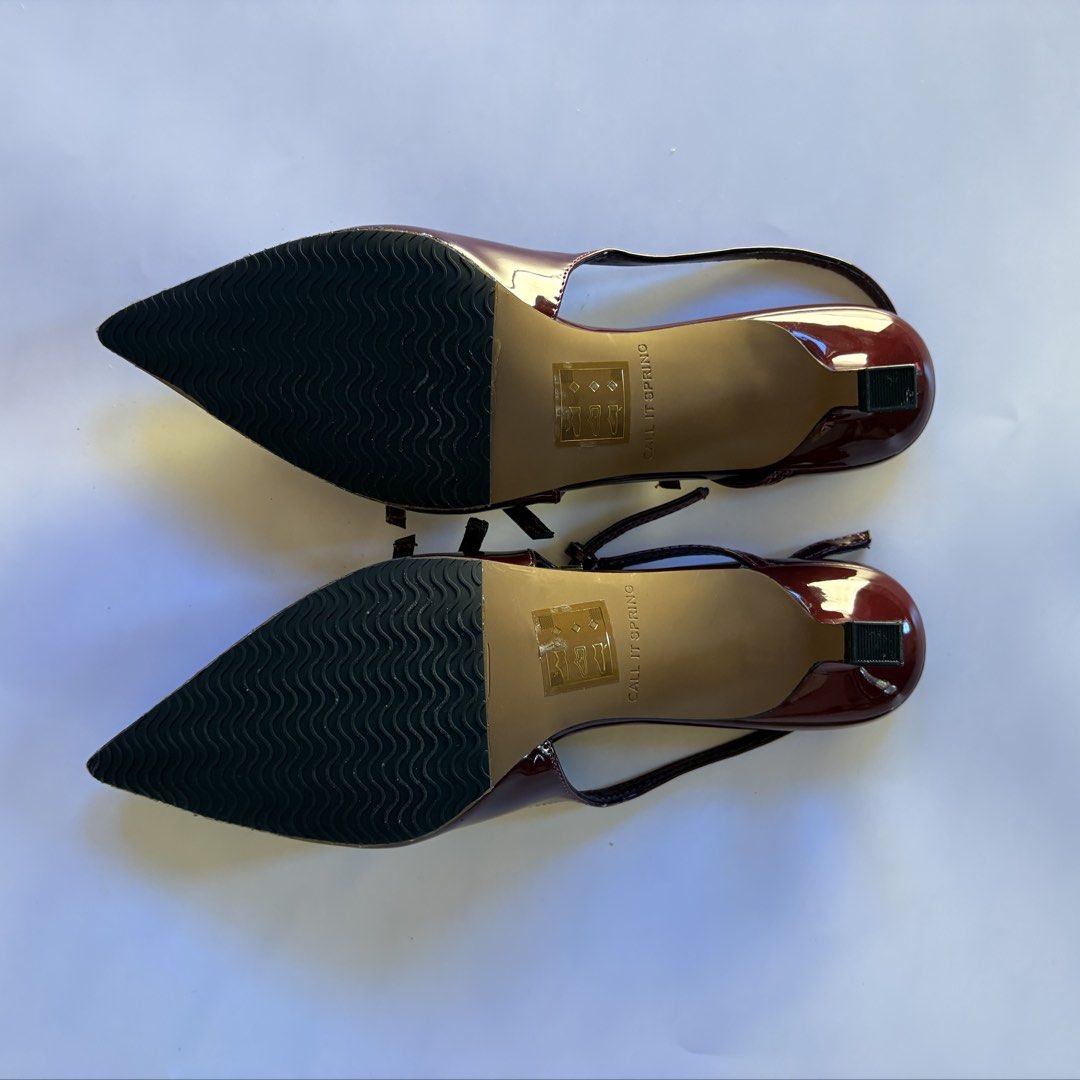 Call it spring super pretty high quality belt heels (Category: Heels) located in Quezon City. Submitted by kaelian_couture (Listing ID 1435627410, Image 3). Description: Caan’t sell low.