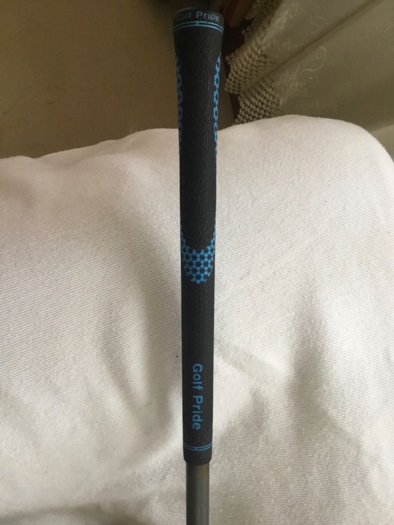 Callaway Driver (Category: Golf) located in Quezon City. Submitted by redram68 (Listing ID 1435540178, Image 3). Description: Callaway Big Bertha War Bird driver. Loft 10 deg, Steel Head. Callaway Super JV 100. Flex “S” Stiff, 44” graphite shaft. newly installed Golf Pride grip. still looks good, seldomly used. good for beginners OR those who want to try a mini driver can trade for a putter Meetup Quezon City.